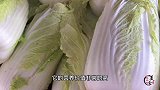 保存大白菜时，最忌放地上了！教你3个土方法，白菜放一个都新鲜