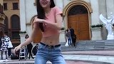 最近这个小姐姐火了，人美舞更美，看完真怕爱上你