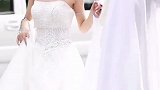 我已经想不出任何词语来形容这小姐姐的盛世容颜了，你们自己看吧