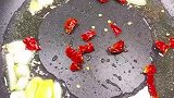 你家饭准备好了吗？酸辣爽口的爆炒鱿鱼来喽，做法超简单，