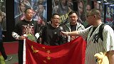 上海三摔迷携五星红旗亮相粉丝嘉年华 预言送葬者与塞纳将现身