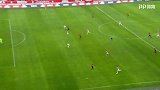 第78分钟里尔球员佩佩射门