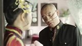 浴血:汉奸把舞女扔下楼,哪料神枪手暗中瞄准,一枪毙了他!