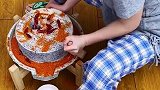 以前吃这个都要出去弄,有了这个研磨机,在家就能自己做,绿豆辣椒都可以磨,还可以给宝宝做辅食
