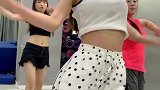 这个世界根本不存在不会做不能做女人就要这么自信