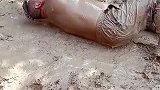 靠演技挣钱的男人才让人佩服，吹唢呐比孝子还伤心