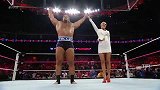 WWE-14年-RAW第1117期：鲁瑟夫锁技压制大E 胜利后大放阙词挑衅大秀哥-花絮