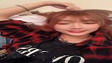 钟婷小姐姐又来卖萌了，看她笑容真甜，网友：是心动啊