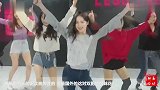 双胞胎姐妹因长的丑而走红网络，月入5万美元