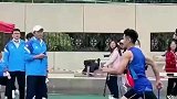 大四男生用空翻完成自己最后一场比赛