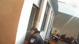 【河南】怀疑老婆打死爱犬 男子疯狂举动把特警招来了