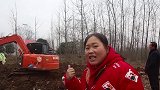 胖妹趁家里干活沾光了，宫廷菜极品佛跳墙，被嫌弃吧唧嘴不雅观