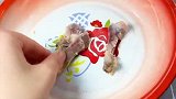 肯德基居然出了吮指原味鸡正确吃法，学会可以追着啃了