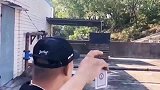 15米的距离飞纸牌，农村大哥手腕的力量，万中无一的高手！