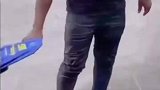 出门忘记看日历了吧，倒霉到这种地步了
