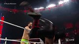 WWE-15年-RAW第1144期：仙道阿克塞尔强强联手击溃杀神组合-花絮