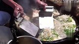 什么才是老牌蚵仔煎，台湾省大叔几十年就做这锅海蛎煎，始终如一