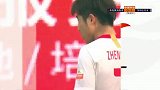 第27分钟深圳佳兆业球员郑达伦黄牌