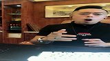 大背头小哥演唱这首热歌，网友：唱的有点意思！