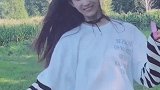 高颖浠的长相很清纯，小姐姐的笑容甜甜的很可爱