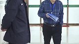 做人也好，做事也罢，一定要凭良心！
