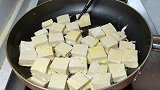 豆腐怎么做好吃，大厨教你葱烧豆腐，出锅香气四溢，下酒又下饭