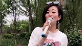 女歌手唱《真心爱你》，情意绵绵，太好听了！
