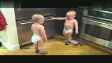 搞笑-20120320-恶搞双胞胎宝宝对话消失的袜子版