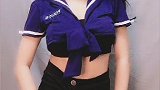 这衣服还有点性感