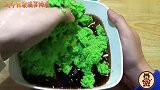 把“太空沙”和可乐混合在一起会发生什么