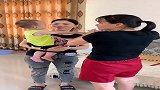 孩子不乖，只能我出场，立马搞定