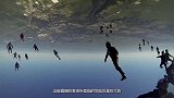 100个人同时高空跳伞，让人大开眼界！