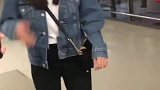沈梦辰各种卖萌pose摆不停超可爱,可以学起来哦