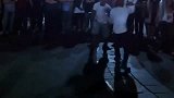 格斗-15年-看不起韩国人？韩国街头拳击 美国黑人大兵被KO-新闻