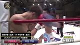 日本拳手疯狂暴击，直接将对手的打的血流满面，狂胜对手！