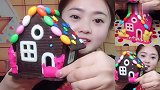美女直播吃彩色巧克力房子，一口咬下去真过瘾，是我向往的生活
