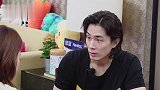 李承铉不懂川话“雄起”啥意思，戚薇：这水平没法在成都混了！