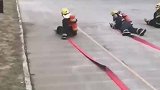 边上那位小哥哥准备走了