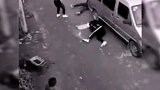 人贩子抢小孩，幸亏小姐姐空手夺回，好功夫