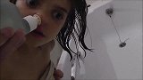 爸爸帮女儿疏通鼻子，方法看着简单粗暴，看完感叹确实好用啊