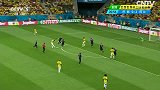 世界杯-14年-淘汰赛-季军赛-巴西队奥斯卡远射被门将奋力扑出-花絮