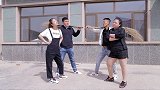 俩女子故意吵架，就因为丈夫太懒，这套路真深啊