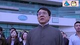 香港表白祖国，霍启刚夫妇街头领唱国歌，九旬抗日老兵起立唱国歌