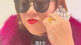 不同收入女士面对婆婆借钱