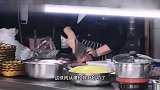猫：怎么跟我招式一样，看着比我还凶呢