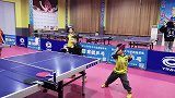 两个五岁男孩多点位拉球动作框架真棒，谁基本功更扎实击球有力？