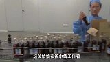 产线突然断电，员工正好休息，怎料姑娘一个小举动竟让她升职！