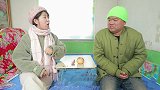 二货嘲笑邻居怕媳妇，炫耀在家的地位，没想邻居学完悲剧了