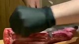 香港大厨切顶级的牛舌头，看这刀工在美国值多少钱