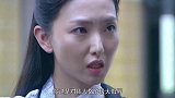 军车撞到街上妹子，军官嚷嚷别管闲事，男子亮出身份后瞬间就怂了